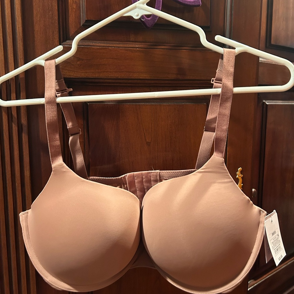 NWT Auden Radiant Plunge Push Up Bra - Tan